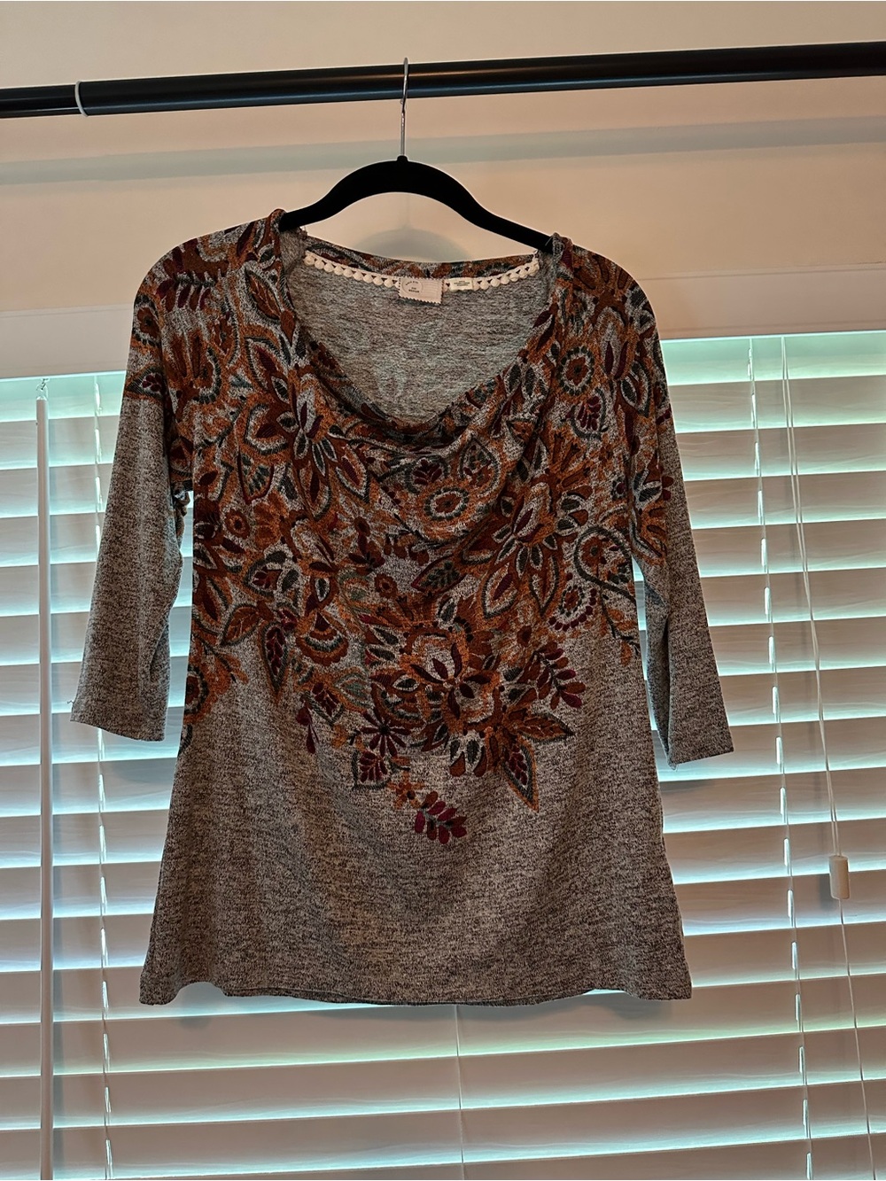 Gray Floral Cowl Neck Long Sleeve Tee by  9-H15 Stcl